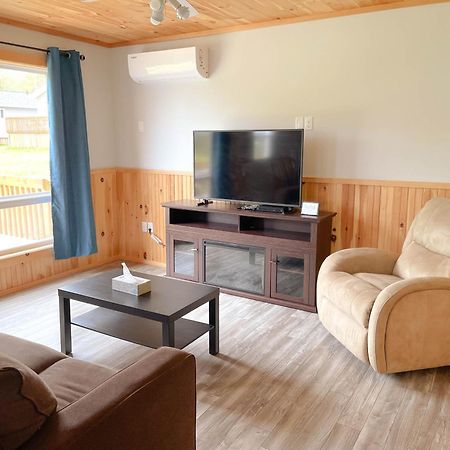 Hidden Acres Cottages Кавендиш Екстериор снимка