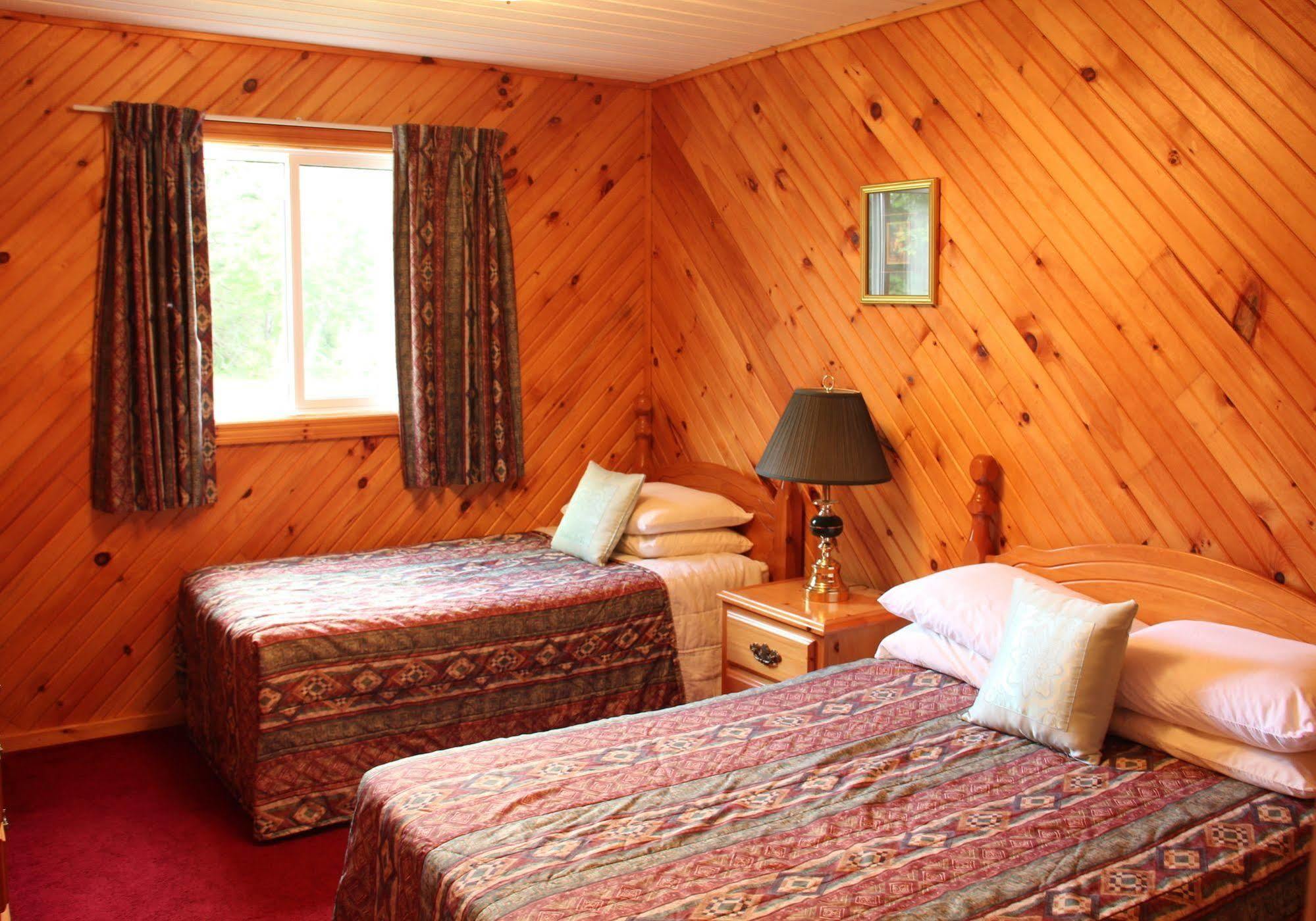 Hidden Acres Cottages Кавендиш Екстериор снимка