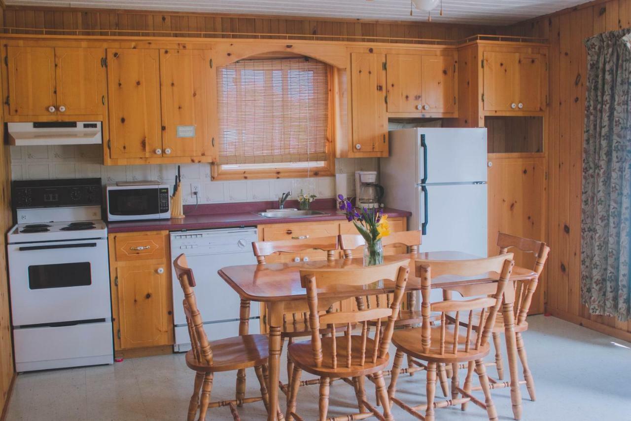 Hidden Acres Cottages Кавендиш Екстериор снимка